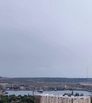 У ЗСУ підтвердили «успішні удари» по заводу «Залив» у Керчі