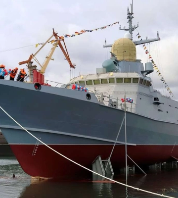Командувач Повітряних сил підтвердив успішний удар по корабелю РФ в Керчі