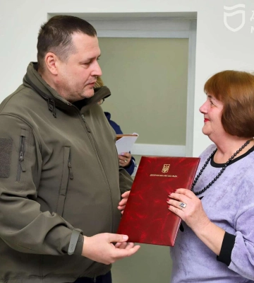 Мер Кам’янського привітав соціальних працівників з їх професійним святом