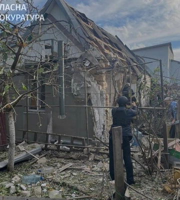 Войска РФ обстреляли Херсон: четверо раненых