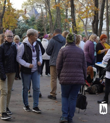 Підшукали дім для 42 чотирилапих. У Миколаєві відбулась виставка-прилаштування тварин