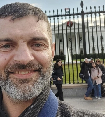&quot;Пенсия капает. Я на мамину пенсию живу&quot;. Морпех Дианов рассказал о своем финансовом положении