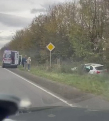 ДТП на Львівщині: обидва авто в кюветі (ВІДЕО)