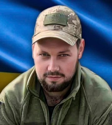У Кролевці сьогодні попрощаються з героєм