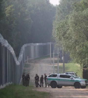 Біля кордону з білоруссю польський військовий стріляв у мігранта: поліція розслідує обставини