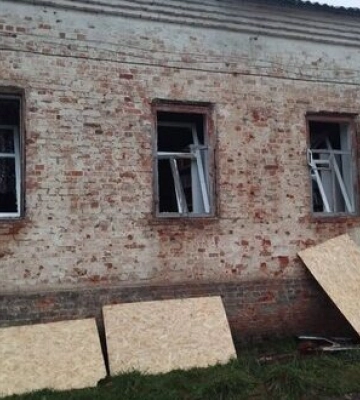 Рашисти обстріляли 9 прикордонних сіл на Чернігівщині та Сумщині: пошкоджено магазин, поранення дістав мирний житель
