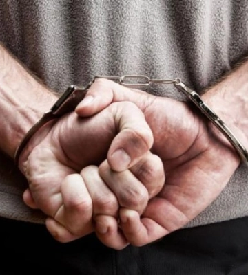 Задушив брата на очах у матері: у Харкові вбивцю посадили на 7 років