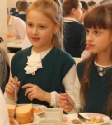 Ще більше дітей захисників Україну матимуть безкоштовне харчування у львівських навчальних закладах