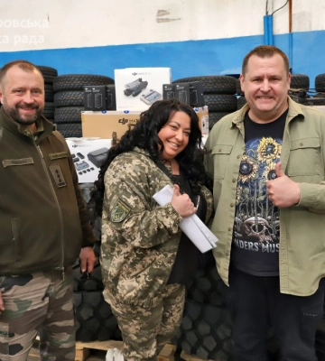 Дніпро щотижня доправляє військовим необхідне: нині оборонці отримали чергову партію устаткування на ще майже 7 млн грн