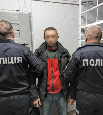 В Ужгороді затримали зловмисника, який поранив ножем чоловіка