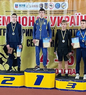 «Золото» та «бронзу» вибороли спортсмени з Полтавщини на чемпіонаті України U-16 із греко-римської боротьби