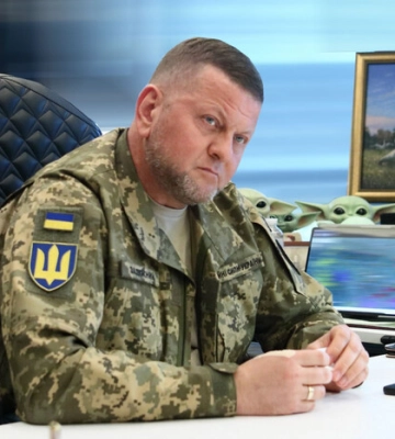 Залужний планує захист дисертації в Одеській юридичній академії