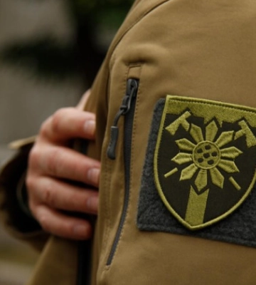 Ініційовано службове розслідування: ДБР встановлює обставини загибелі військових і мирних мешканців внаслідок ракетного удару РФ по селу на Запоріжжі
