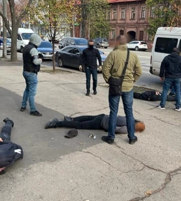На Запорожье рэкетиры угрожали отрезать конечности автоперевозчикам