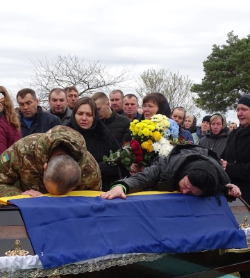 Ткаля з Волині майже 70 років виготовляє неймовірні килими (Фото)