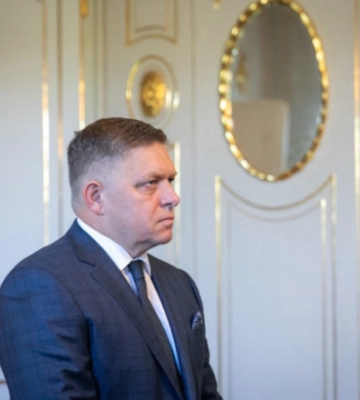 Премьер Словакии Фицо: препятствий для частного экспорта оружия нет
