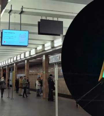 В Киеве на станции метро умер мужчина: что известно о трагедии