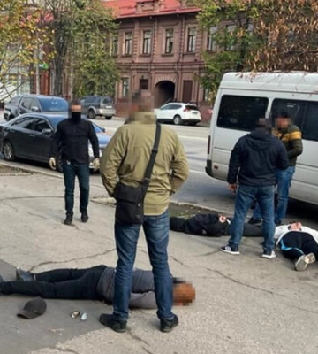 На Запорожье рэкетиры угрожали отрезать конечности автоперевозчикам