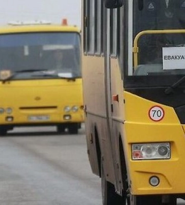 З небезпечних громад Херсонщини вже евакуювали 345 дітей з родинами