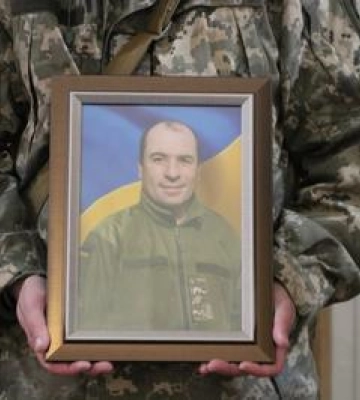 Полтавська громада провела в останню дорогу загиблого Героя Леоніда Дериволкова