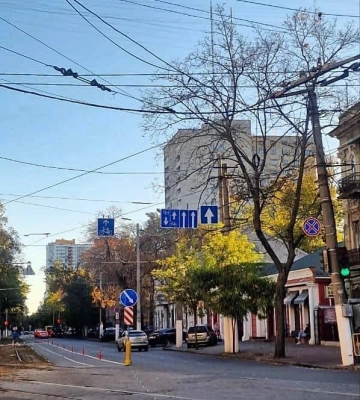 До уваги одеських водіїв – на Канатній покращили схему руху транспорту
