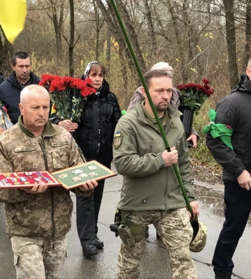 У Кролевці попрощалися із бойовим полковником