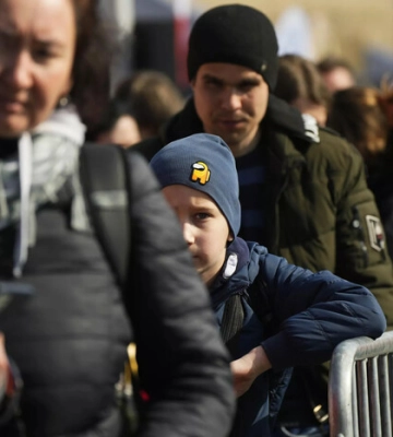 Украинцы стали пессимистичнее относительно победы – NYT