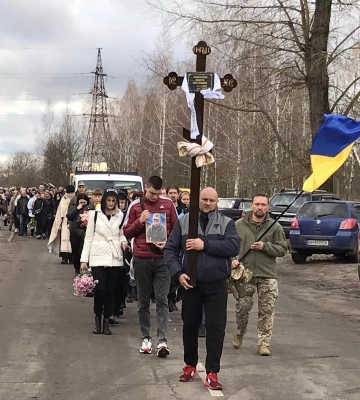 У Кролевці попрощалися із 25-річним героєм