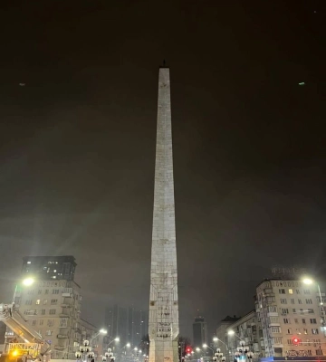У Києві знову розмалювали пам’ятники Пушкіну та Щорсу: вимагають їх знести. Фото