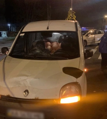 В Киеве на блокпоста сбили военную