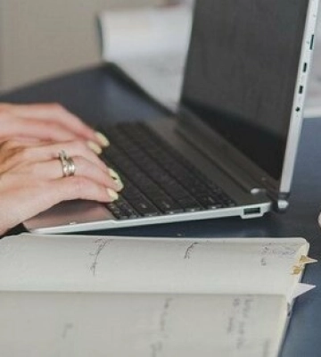 Робота в Одесі для жінок із зарплатою до 45 тисяч гривень
