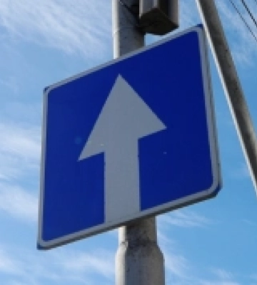 На частині вулиці Канатної в Одесі відновили односторонній рух транспорту