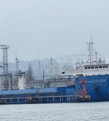 У морському порту Керчі перебувають відразу чотири судна – фото