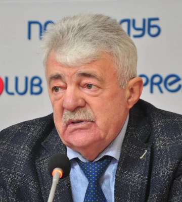 Гендиректора Львівського онкоцентру внесли до реєстру корупціонерів та звільнили з роботи