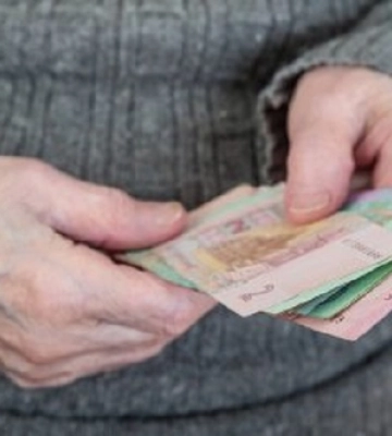 Волинський штаб-сержант видурив понад 132 000 гривень у своїх побратимів-пияк