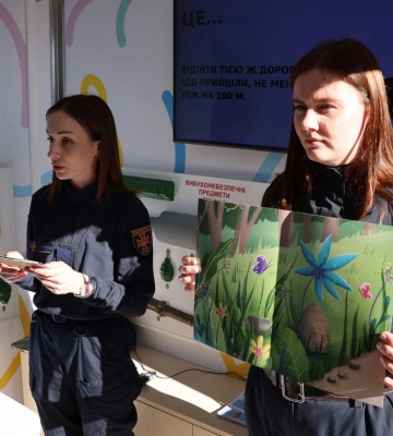 Мобільний клас безпеки завітав до дітлахів Галицинівської громади Миколаївського району