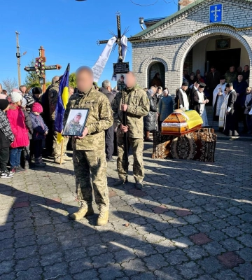 У Нововолинську попрощалися з Героєм Дмитром Байкаровим