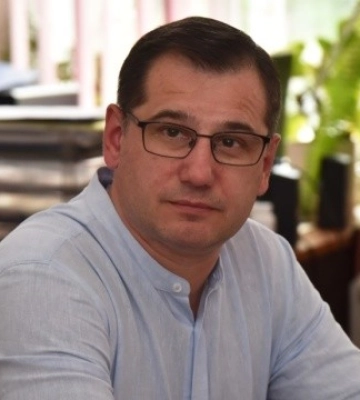 Багаторічного керівника Львівського онкоцентру відсторонили від посади