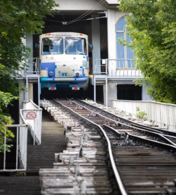 В Киеве приостановили работу фуникулера