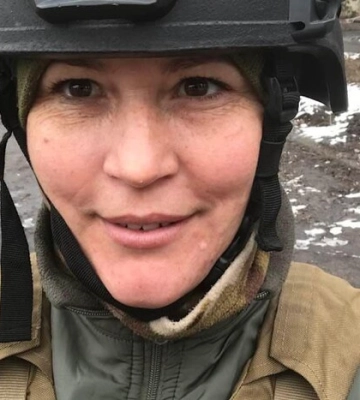 Після останнього дзвоника пройшла курси та пішла служити. Згадаймо вчительку Надію Смук