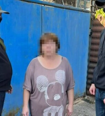 В Донецкой области задержана российская информатор, который &quot;сливал&quot; оккупантам артпозиции ВСУ под Бахмутом, - СБУ. ФОТО