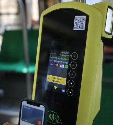 Коли запрацює безготівкова оплата проїзду в усьому громадському транспорті Львова