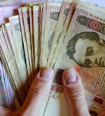 В Україні зросла середня заробітна плата: у яких галузях почали отримувати більше