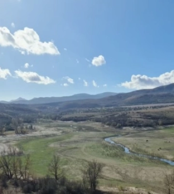 У Криму південна частина Білогірського водосховища повністю висохла