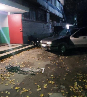 У Костополі двоє чоловіків обікрали квартиру та намагалися вкрасти автомобіль