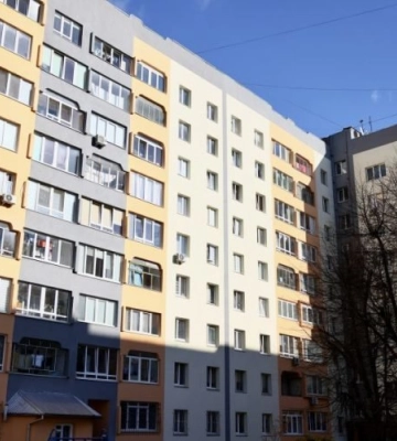 Чи всі будинки з центральним опаленням у Львові отримують тепло