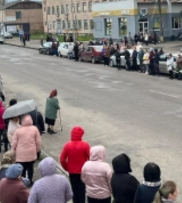 У Рожищі віддали шану загиблому землякові Володимиру Острову