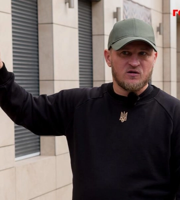 Алиев: Переписываюсь с мамой. На следующий день смотрю, а переписки нет. Удалила. Ты представляешь, как их там зашугали?