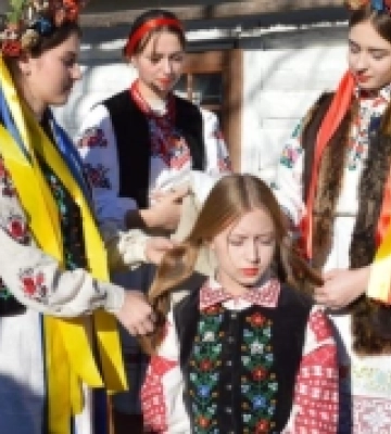 Сарни: у музеї показали поліське весілля