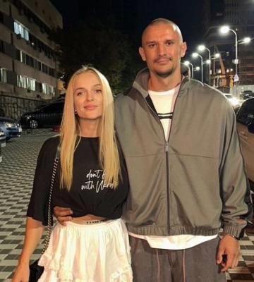 Кохана Тараса Цимбалюка зізналася, чи живуть вони разом